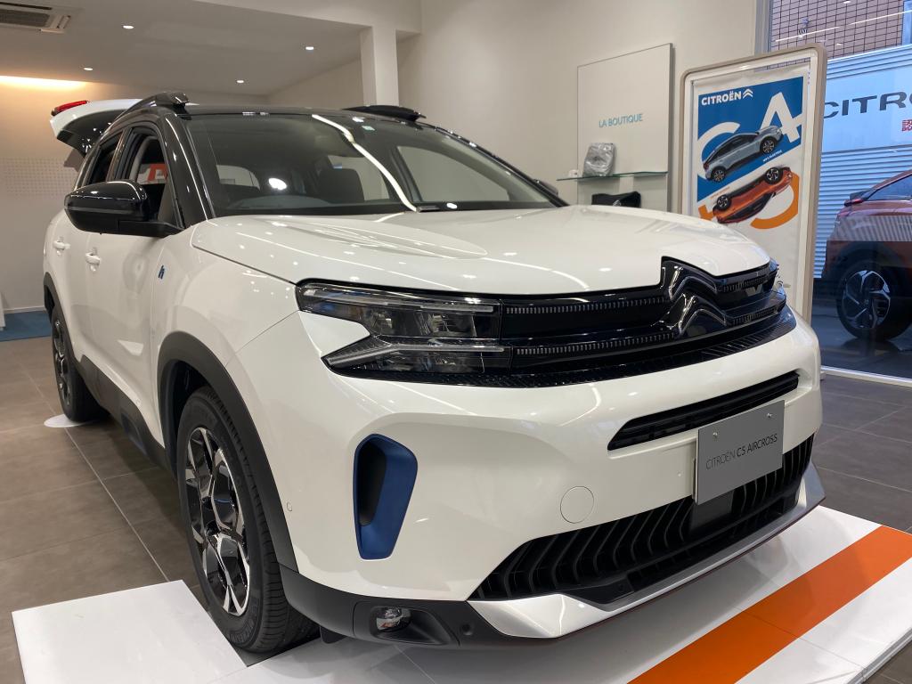 C5 AIRCROSS SUV SHINE PACK PLUG-IN HYBRID展示中！